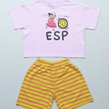 Quick & Easy World Outfit (T-shirt + Shorts)